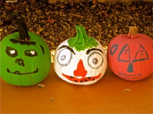 3-halloween-pumpkins